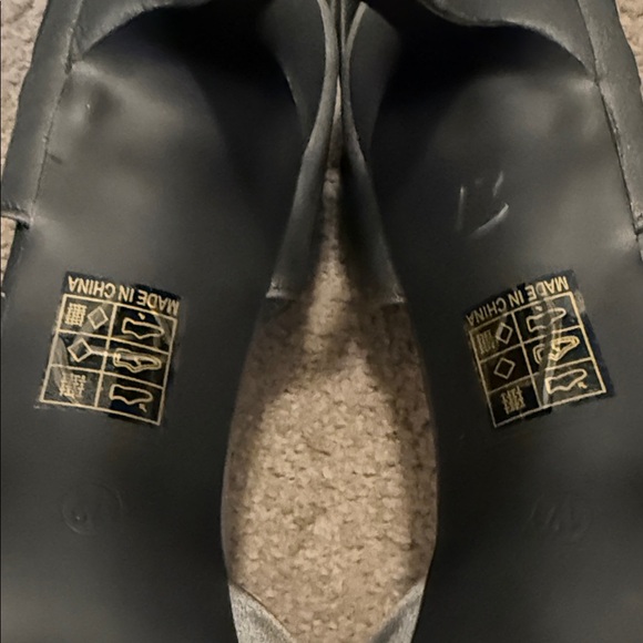 Journee Collection Charcoal Gray Tanzi Bow Heels - Picture 9 of 13